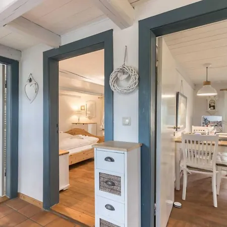 Seeraeuberhaeuschen Id 442 Semesterbostad