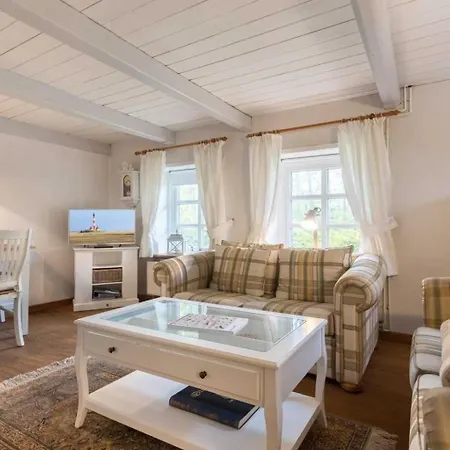 Сasa de vacaciones Seeraeuberhaeuschen Id 442 *