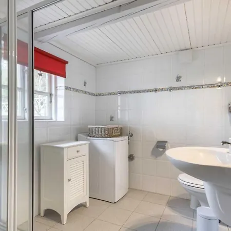 Semesterbostad Seeraeuberhaeuschen Id 442 Tating