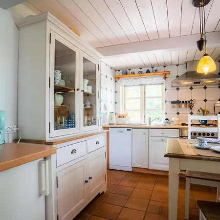 Seeraeuberhaeuschen Id 442 * Tating